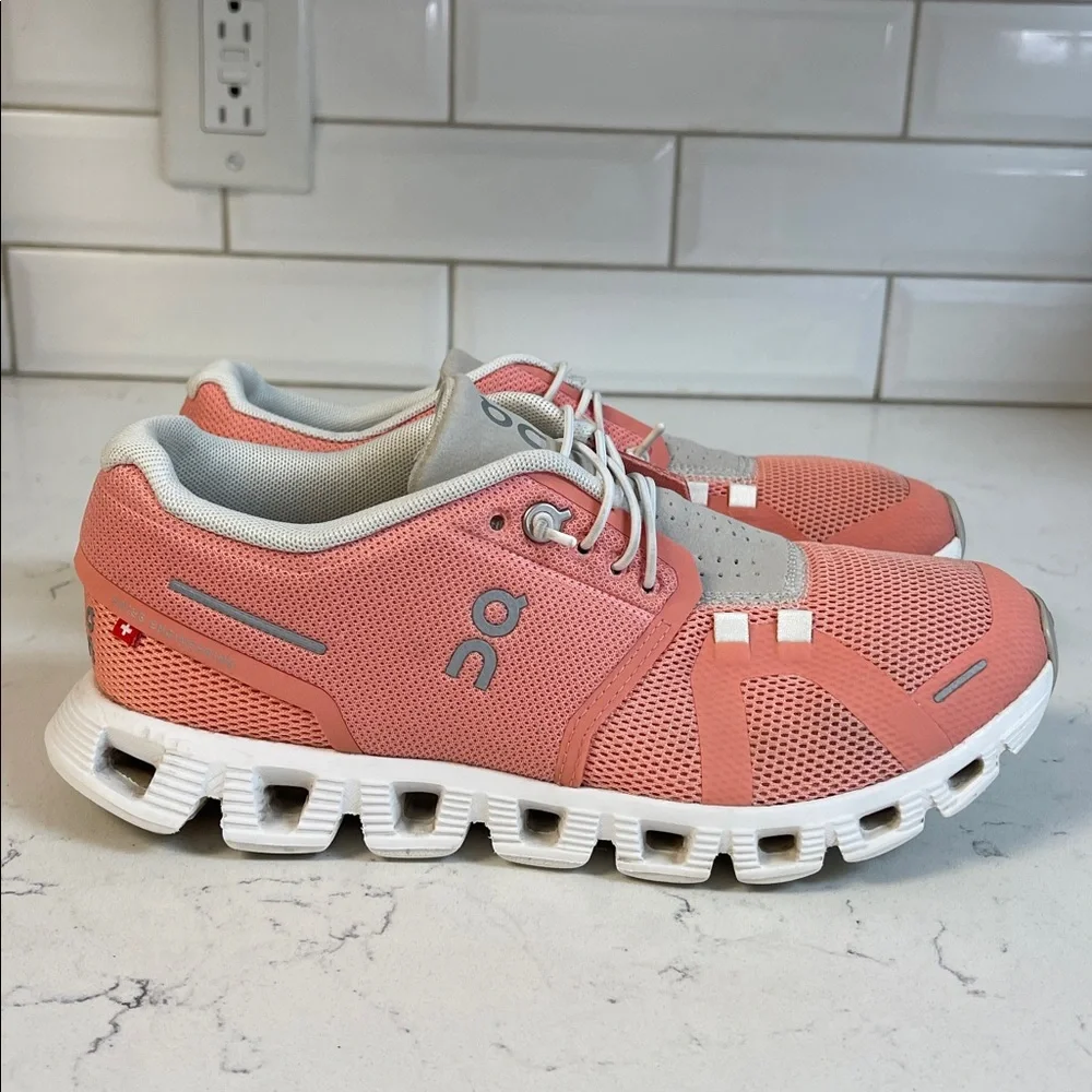 On Running On Cloud 5 Sneakers Women's Flamingo/Pearl Size 6.5 - Picture 10 of 17